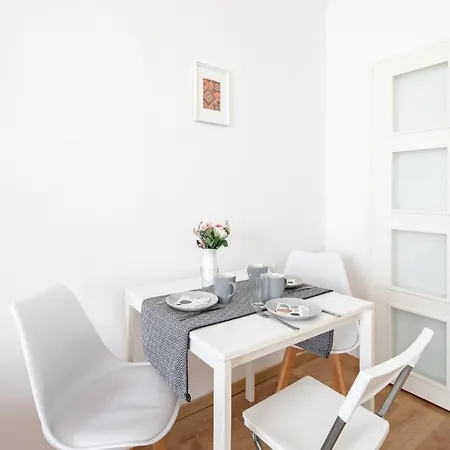 Central - Fresh Home With Balcony Budapest Exterior photo
