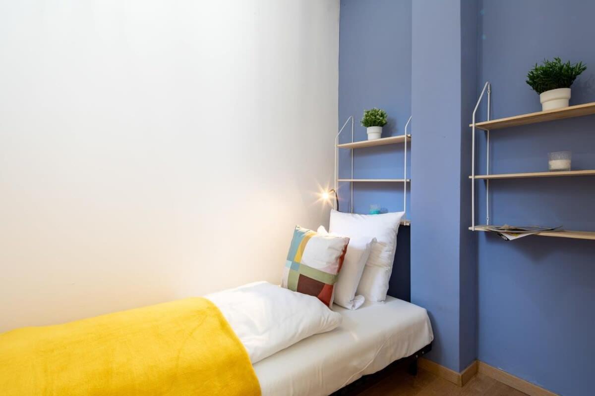 - Fresh With Balcony Apartment *