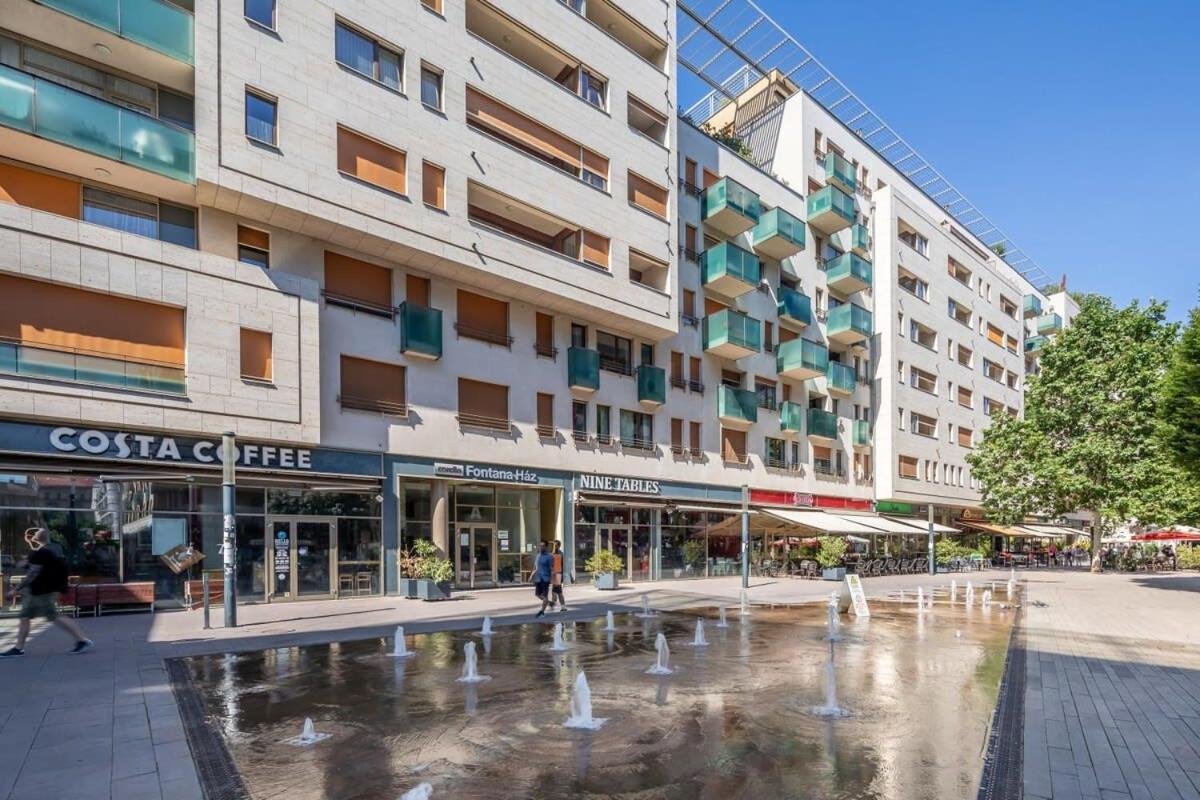 - Fresh With Balcony Apartment Budapest