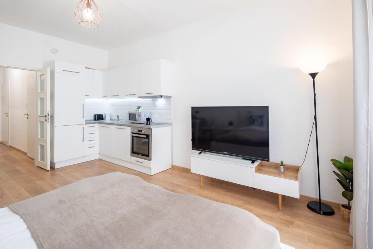 Apartment - Fresh With Balcony *